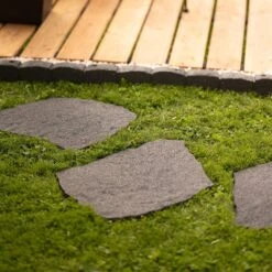 Recycled Stepping Stone Natural -GardenGlamour pr2000034104 card4 lg