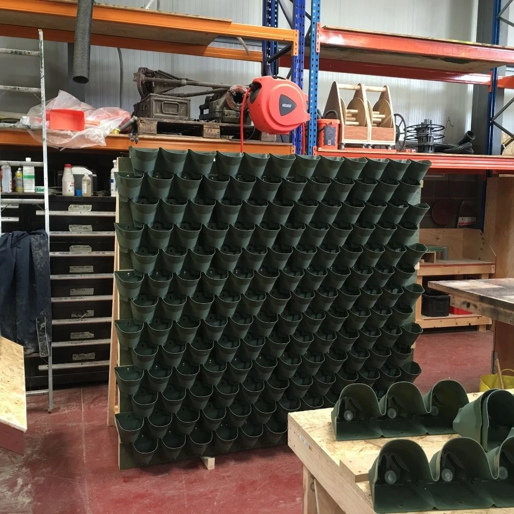 Living Wall Vertical Planting Starter Kit - 0.32m2 7 Living Wall Vertical Planting Starter Kit - 0.32m2 - Image 5