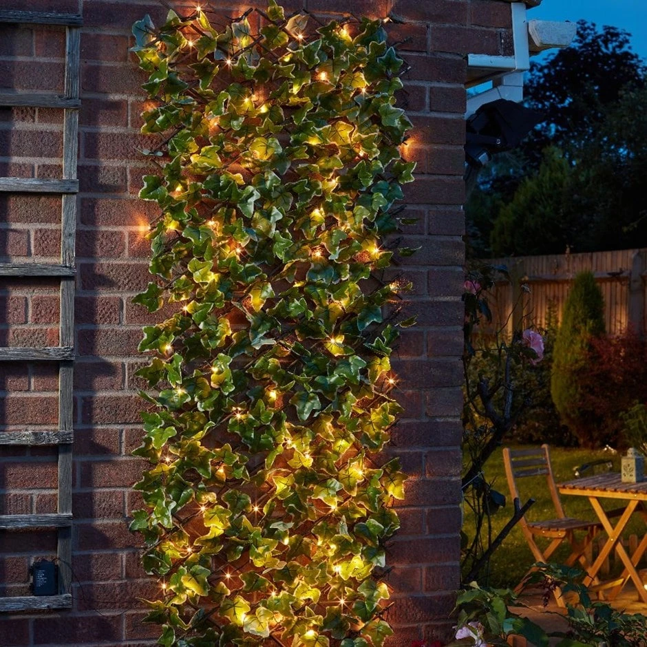 LED Solar In-lit Ivy Trellis 3 LED Solar In-lit Ivy Trellis