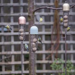 Garden Stake Fat Ball Feeder -GardenGlamour pr2000041704 card5 lg