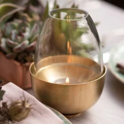 Tulip Tealight Holder - Brass -GardenGlamour pr2000046889 card4 lg